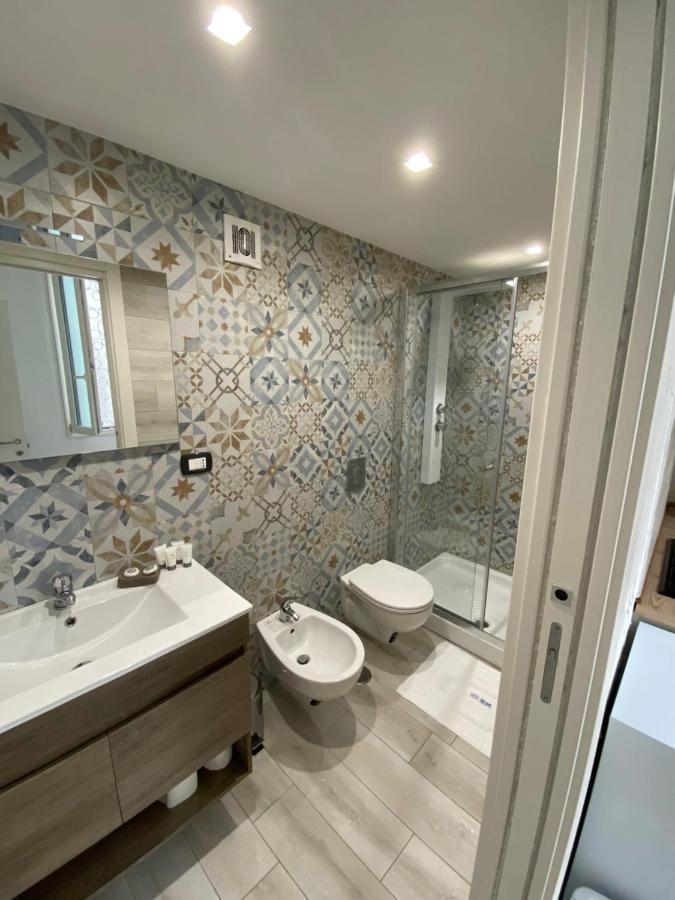 Little Dreams Apartment Трани Экстерьер фото